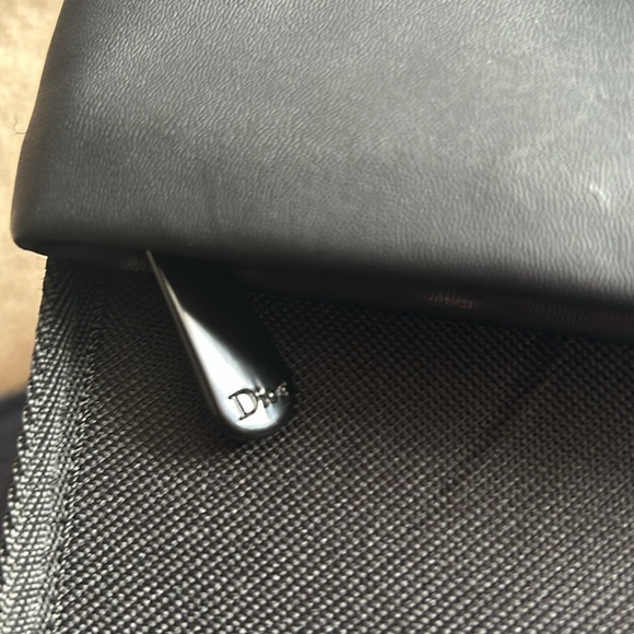 Dior makeup bag - Picture 3 of 11